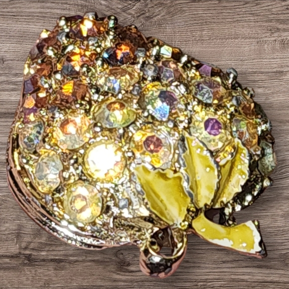 Vintag Strawberry Aurora Borealis Rhinestones Petite Brooch/Pin - Picture 5 of 9